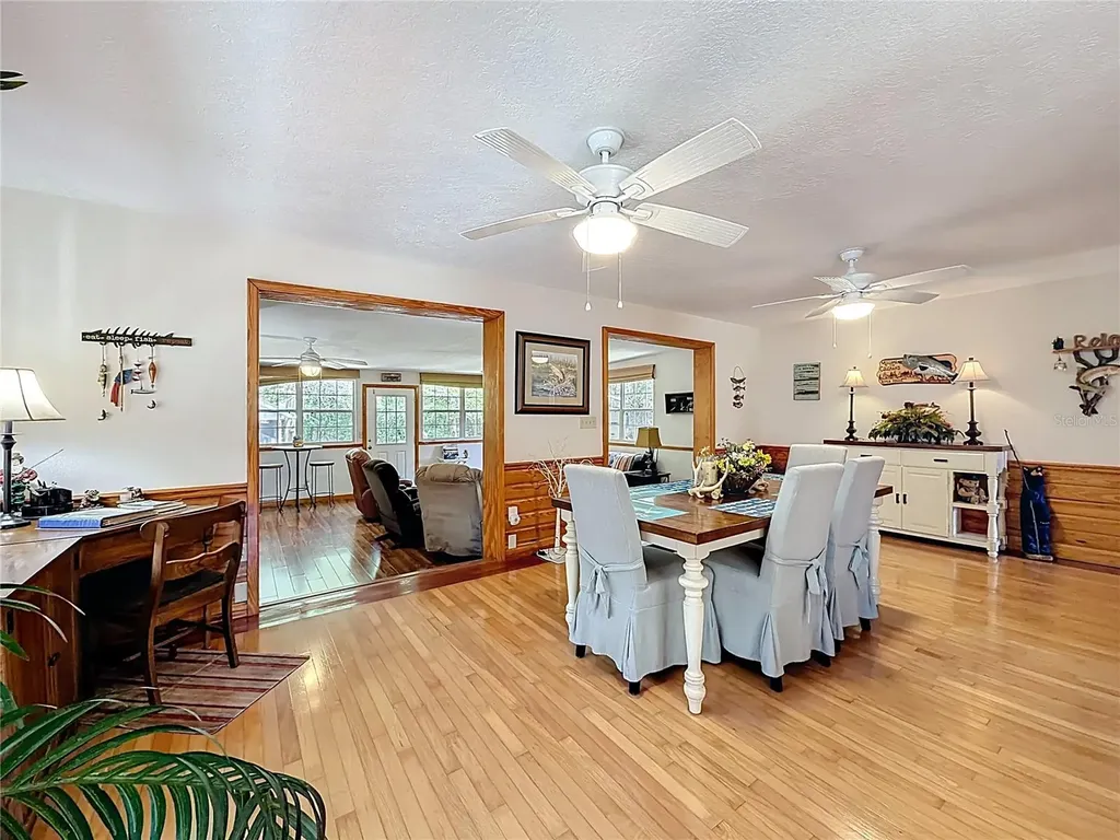 4129 E Riverside Drive Dunnellon FL 34434