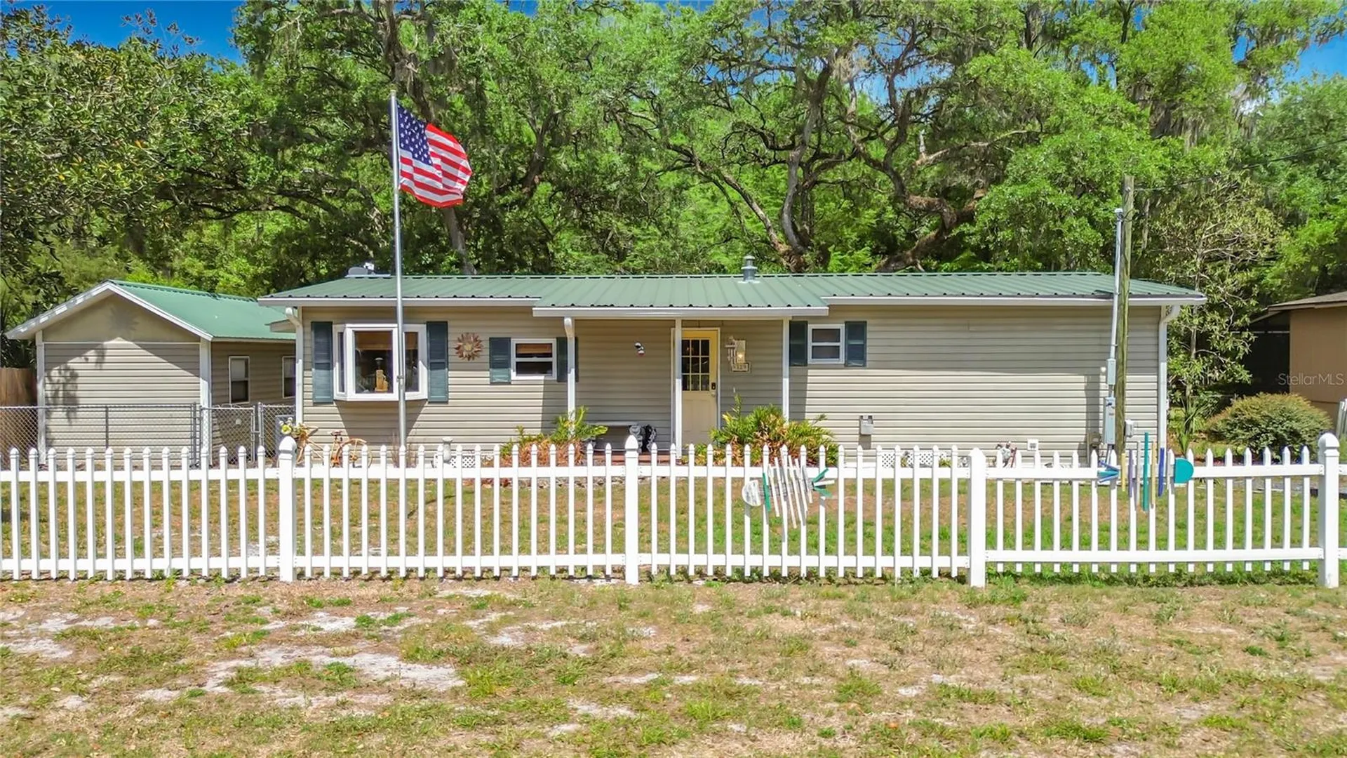 4129 E Riverside Drive Dunnellon FL 34434