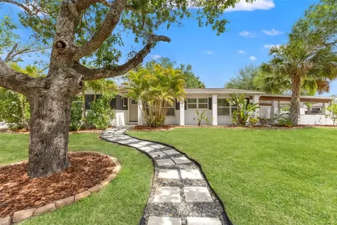 4610 S Shamrock Road Tampa FL 33611
