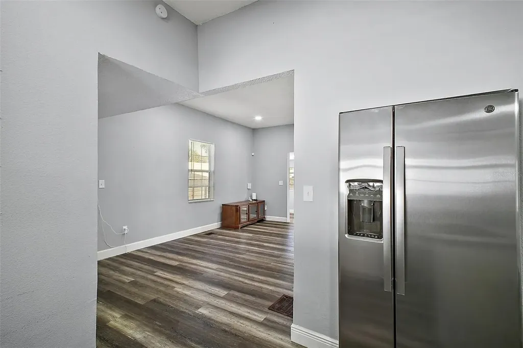 105 W Stevens Avenue Eustis FL 32726