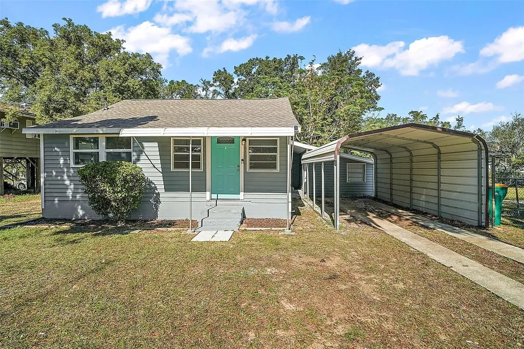105 W Stevens Avenue Eustis FL 32726