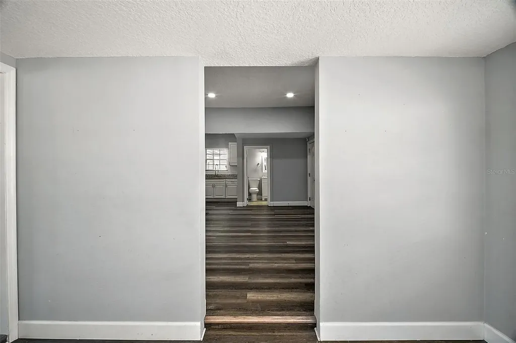 105 W Stevens Avenue Eustis FL 32726