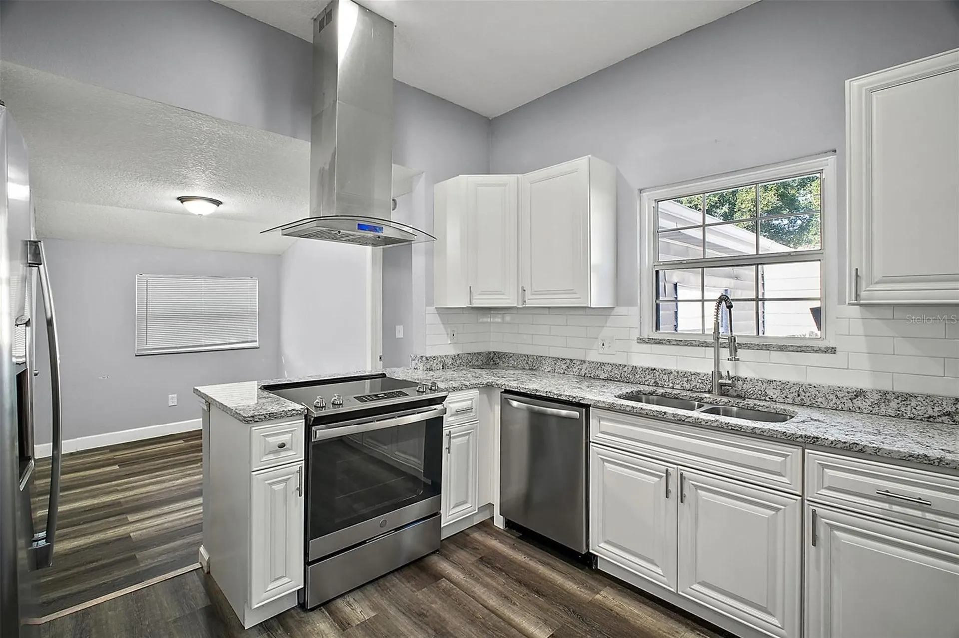 105 W Stevens Avenue Eustis FL 32726