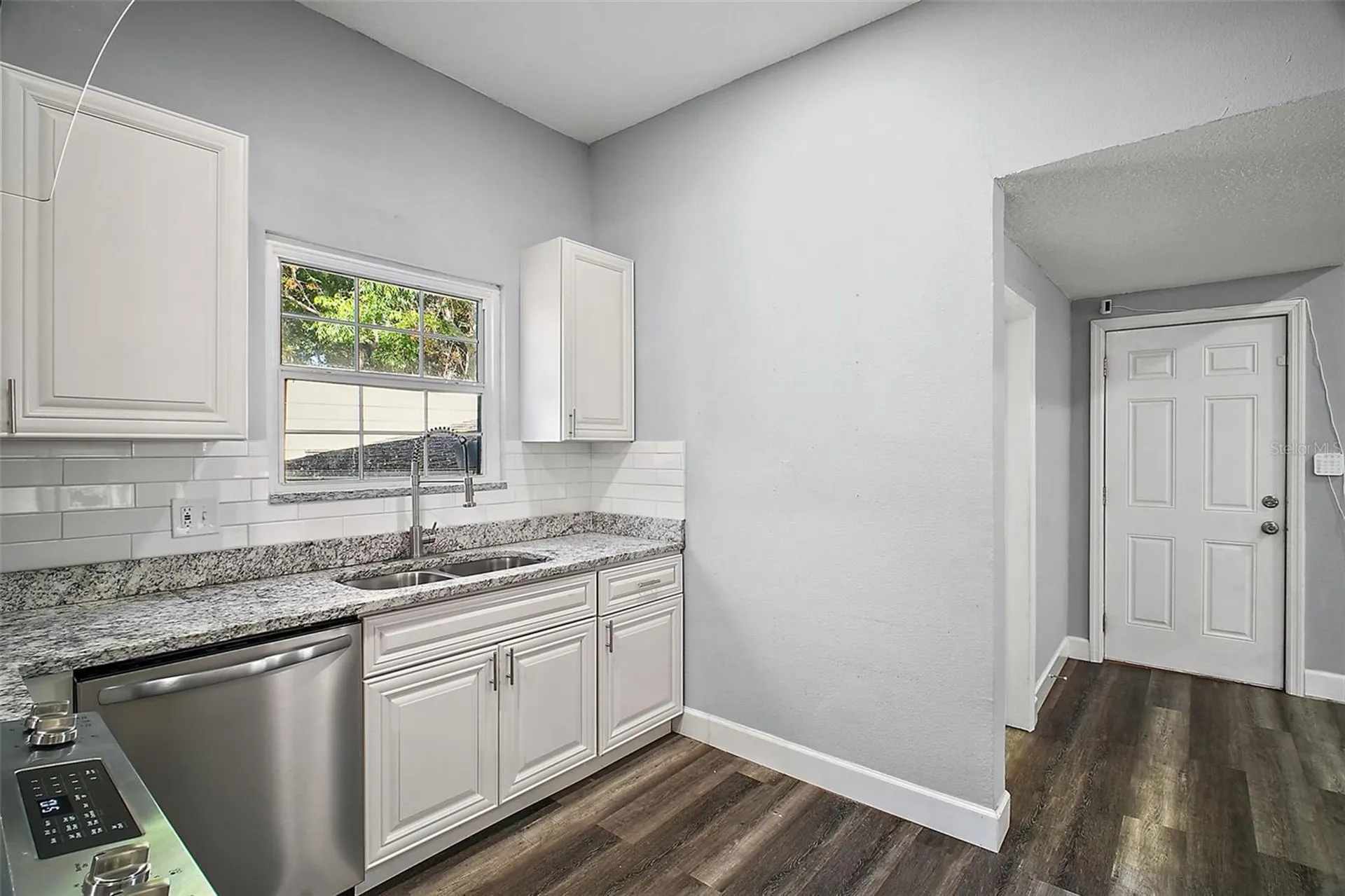 105 W Stevens Avenue Eustis FL 32726