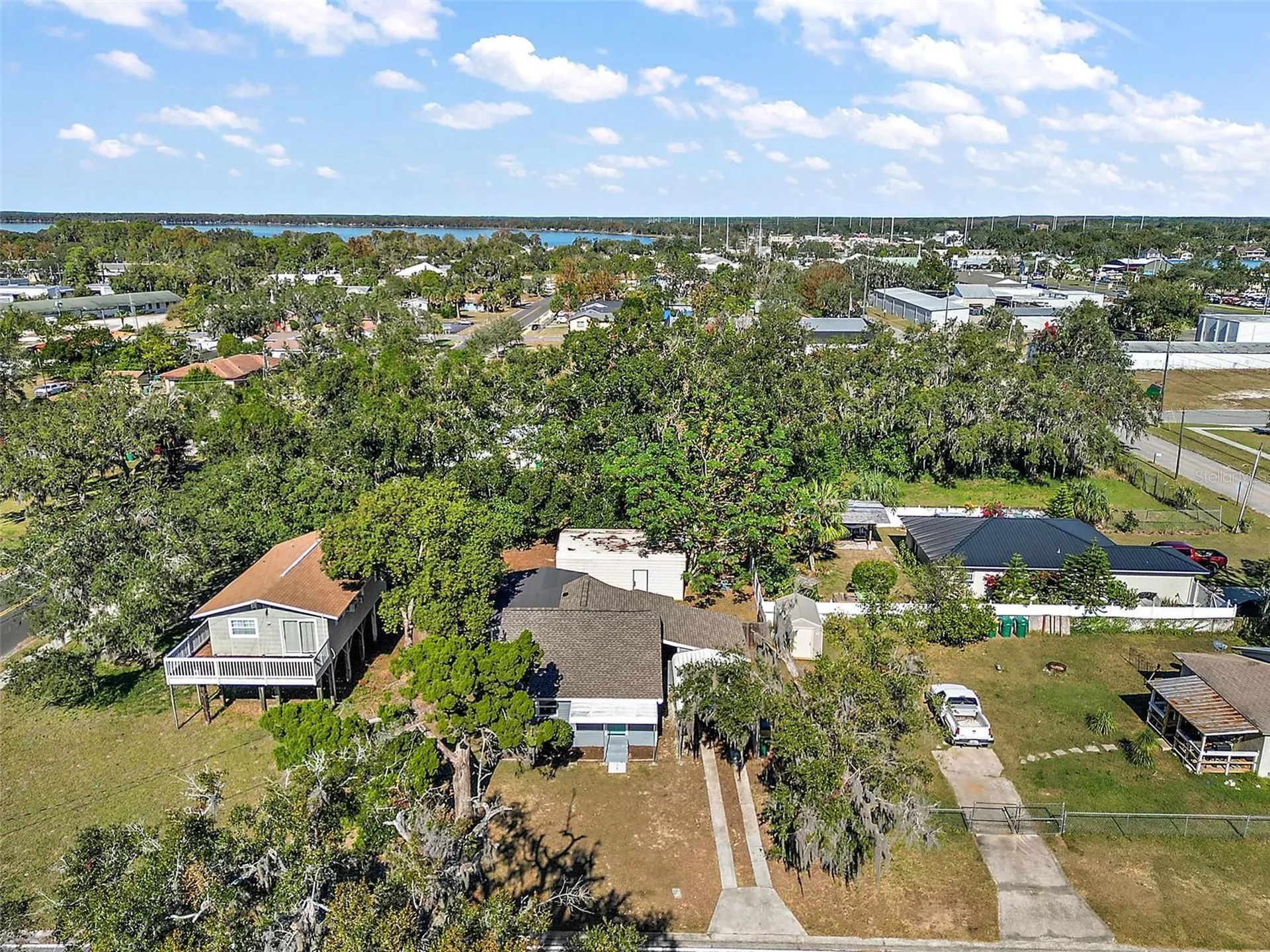 105 W Stevens Avenue Eustis FL 32726
