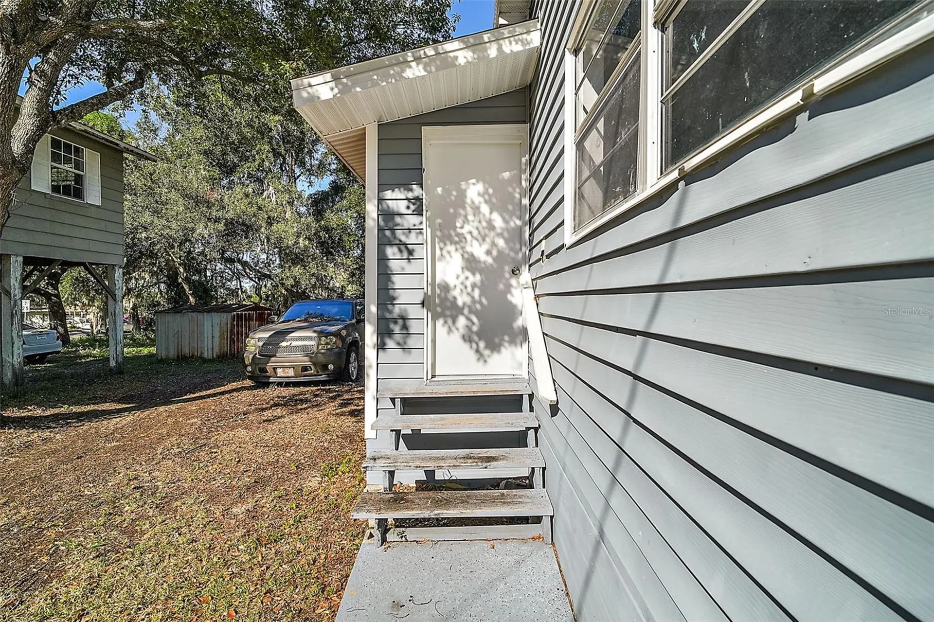 105 W Stevens Avenue Eustis FL 32726