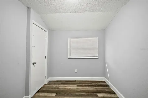 105 W Stevens Avenue Eustis FL 32726