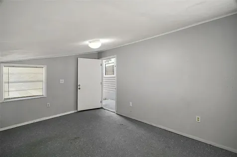 105 W Stevens Avenue Eustis FL 32726