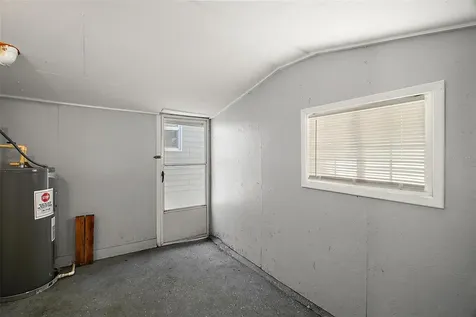 105 W Stevens Avenue Eustis FL 32726