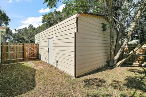 105 W Stevens Avenue Eustis FL 32726