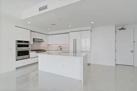 400 Central Avenue St Petersburg FL 33701