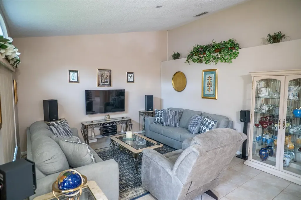 8809 Hunting Bow Court Orlando FL 32829
