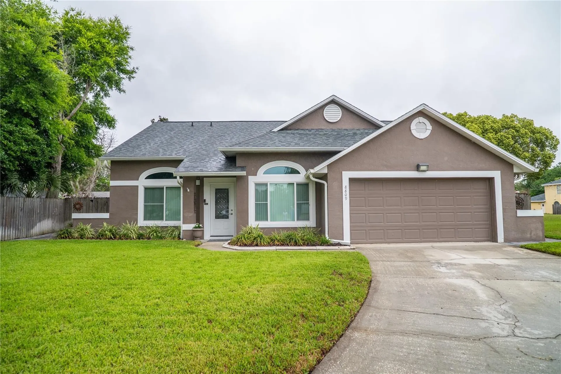 8809 Hunting Bow Court Orlando FL 32829