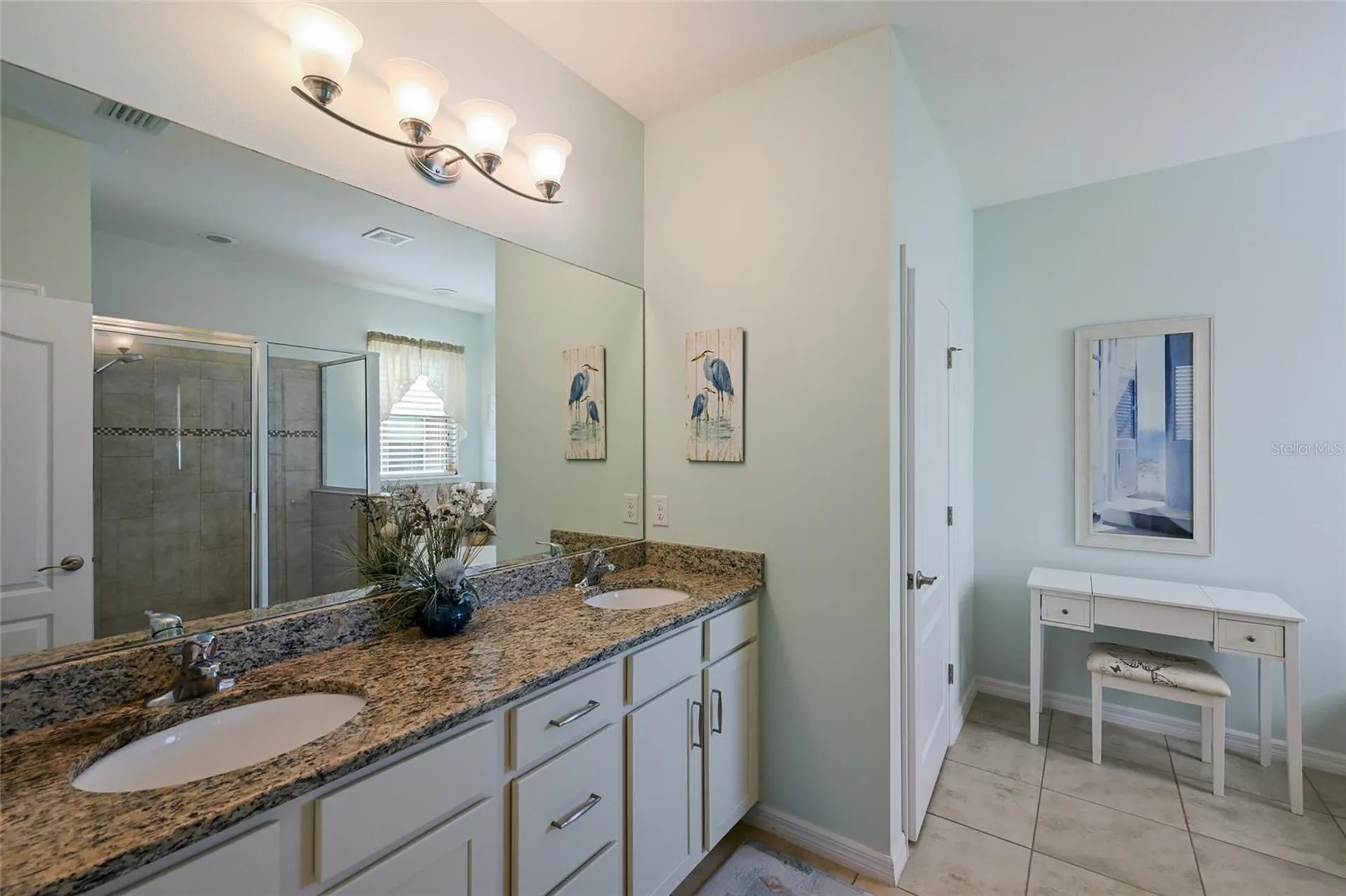 2937 Esmeralda Drive Sarasota FL 34243