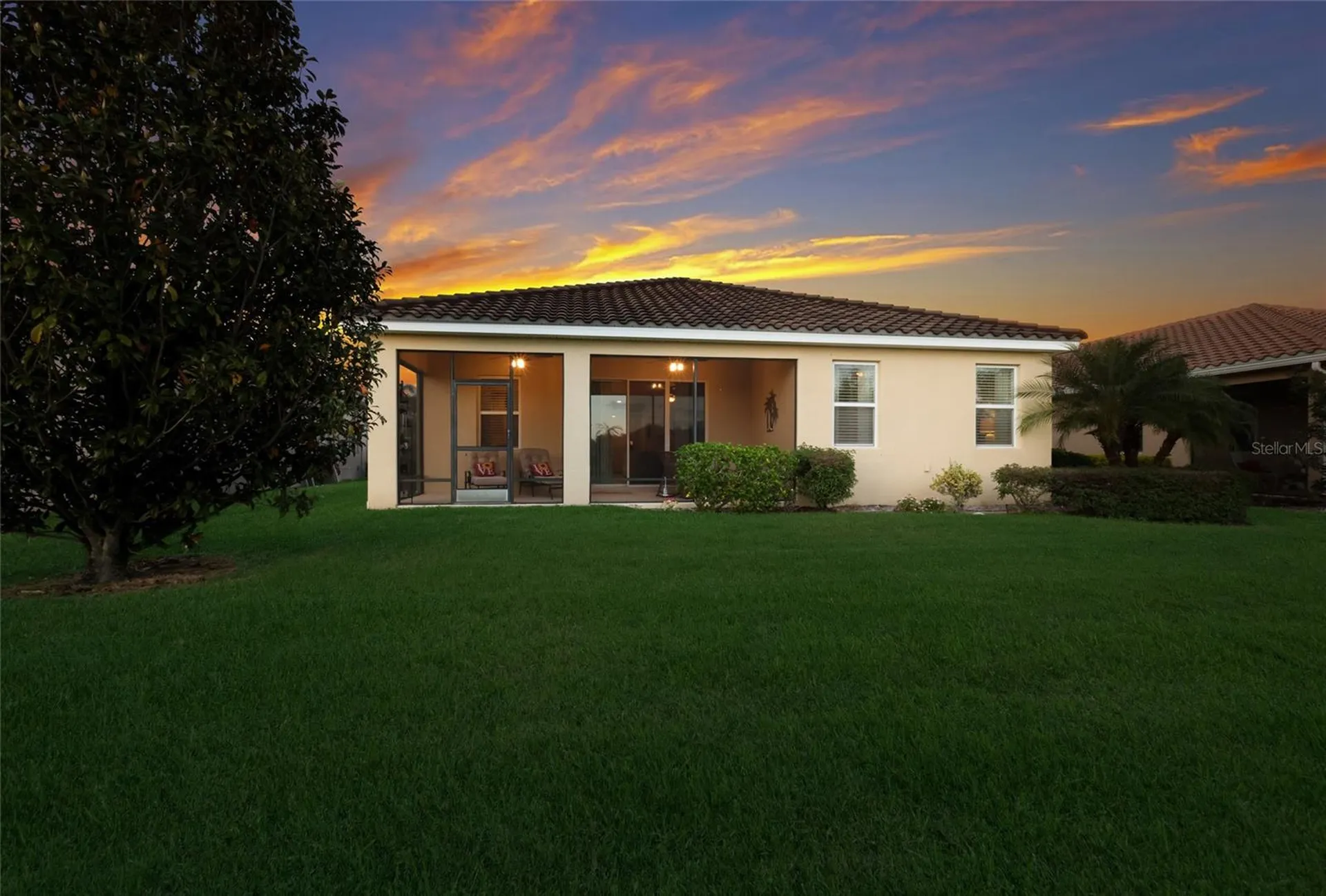 2937 Esmeralda Drive Sarasota FL 34243