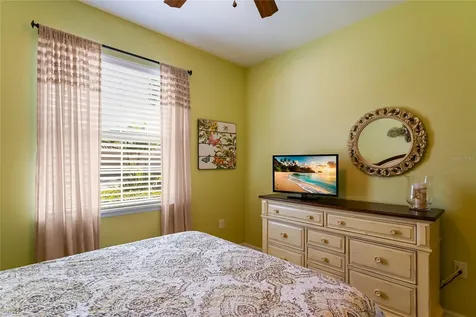 2937 Esmeralda Drive Sarasota FL 34243