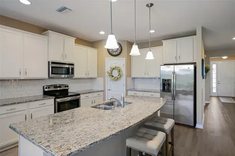 2937 Esmeralda Drive Sarasota FL 34243