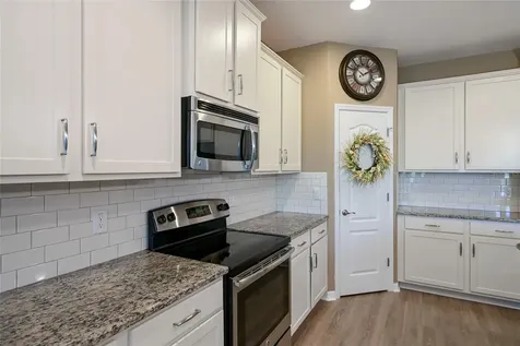 2937 Esmeralda Drive Sarasota FL 34243