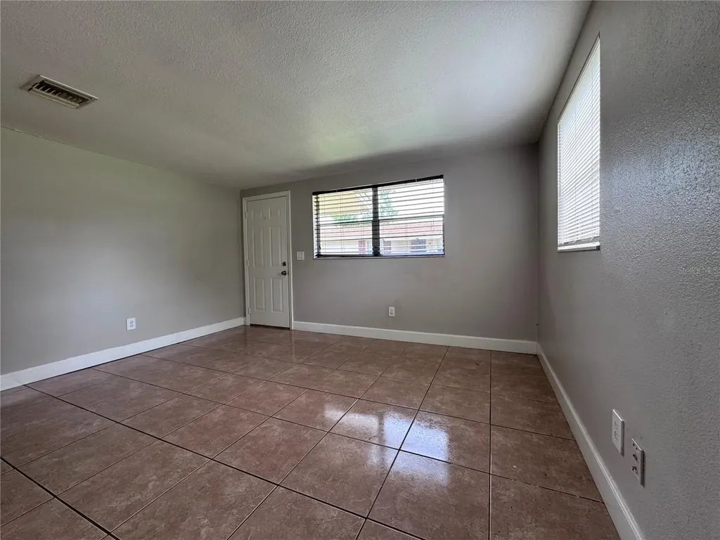 514 Winham Street Tampa FL 33619