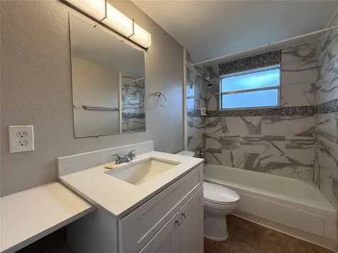 514 Winham Street Tampa FL 33619