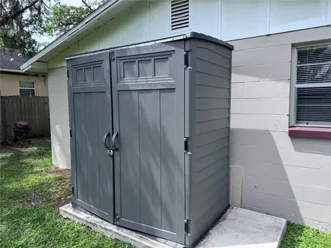 514 Winham Street Tampa FL 33619