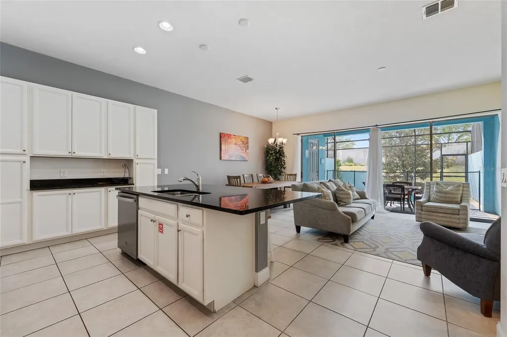 318 Captiva Drive Davenport FL 33896