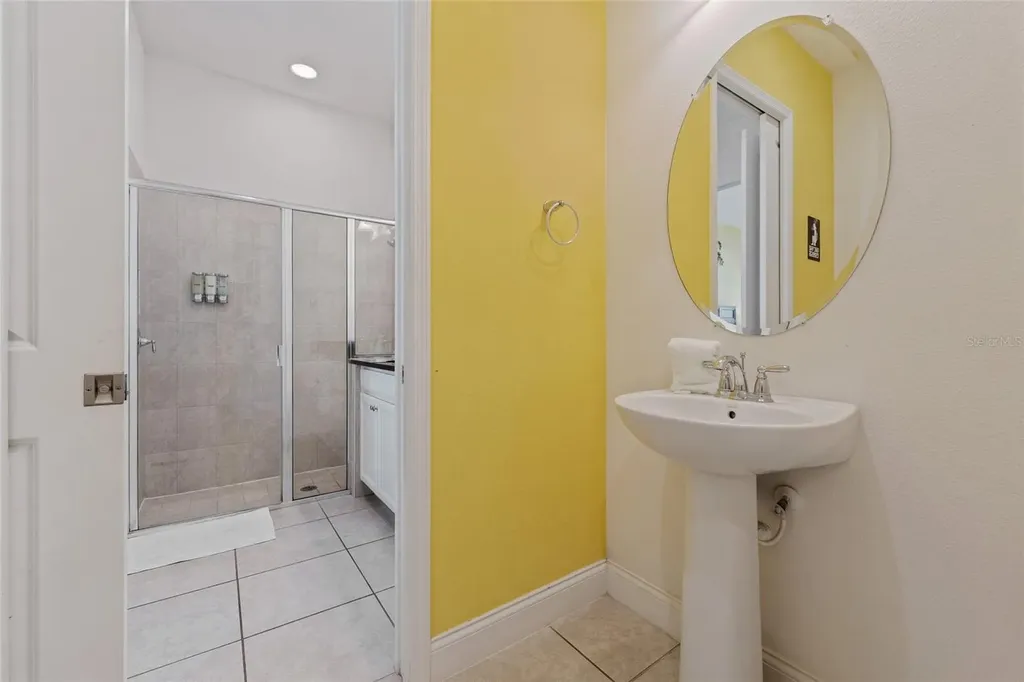 318 Captiva Drive Davenport FL 33896