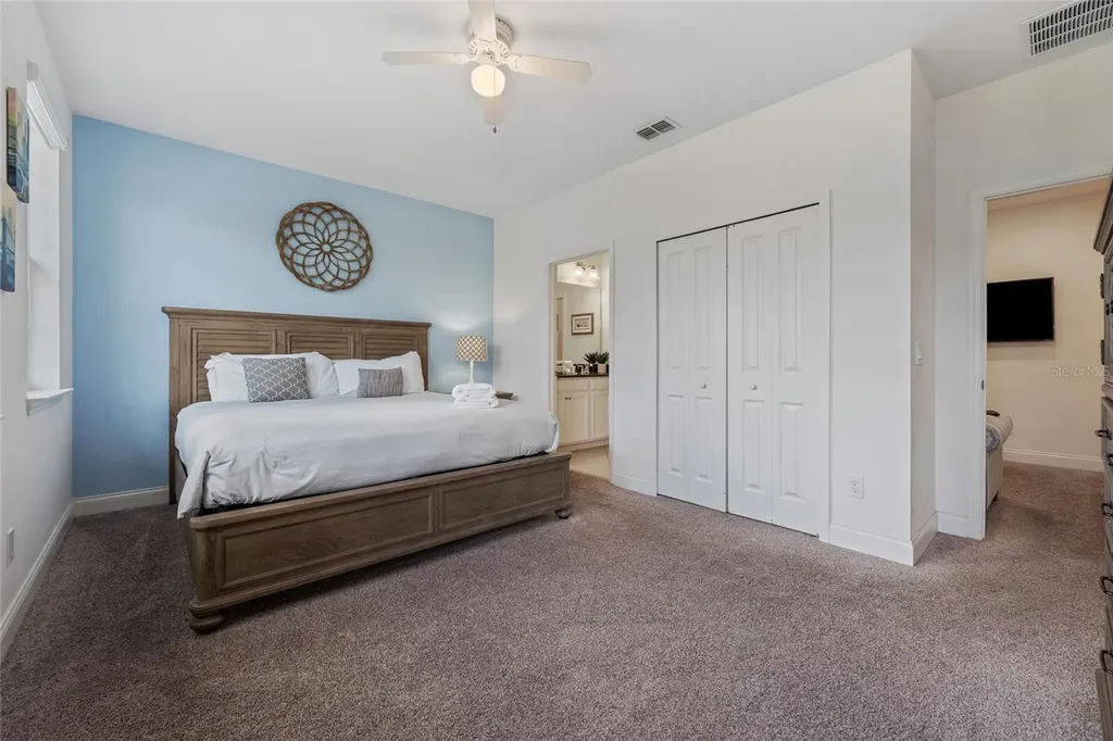 318 Captiva Drive Davenport FL 33896