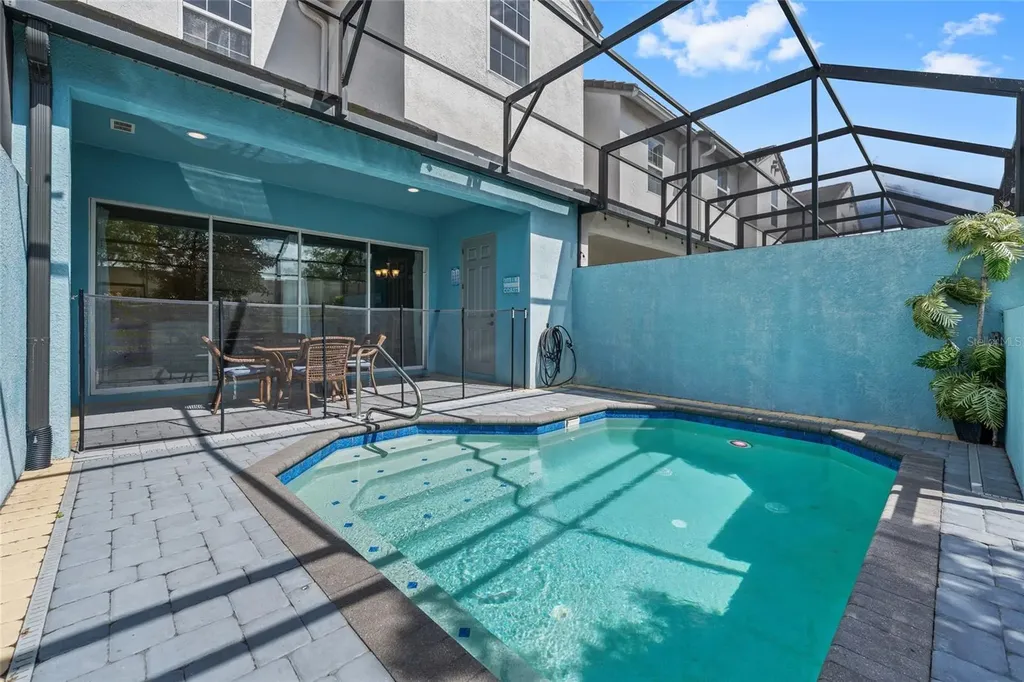 318 Captiva Drive Davenport FL 33896