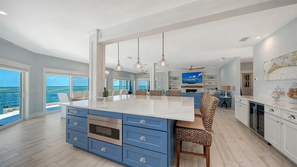 723 Key Royale Drive Holmes Beach FL 34217