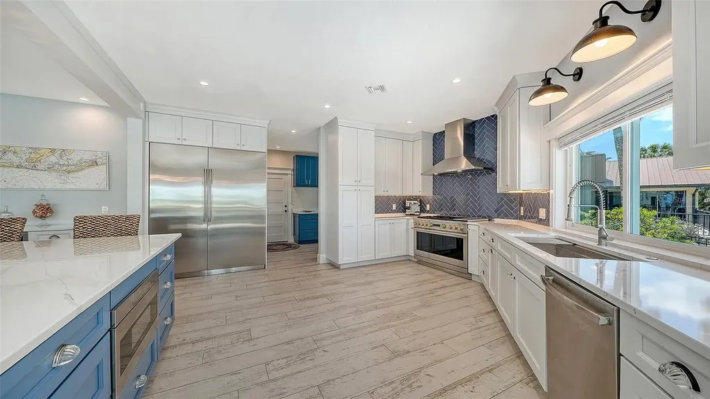 723 Key Royale Drive Holmes Beach FL 34217