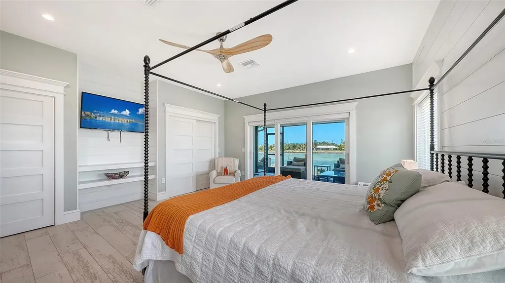 723 Key Royale Drive Holmes Beach FL 34217