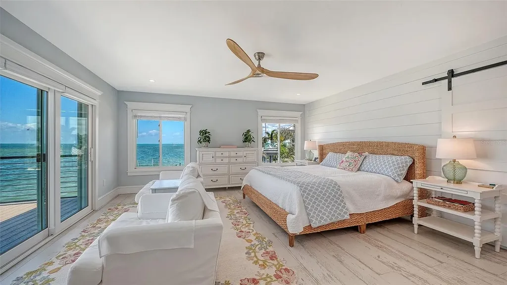 723 Key Royale Drive Holmes Beach FL 34217