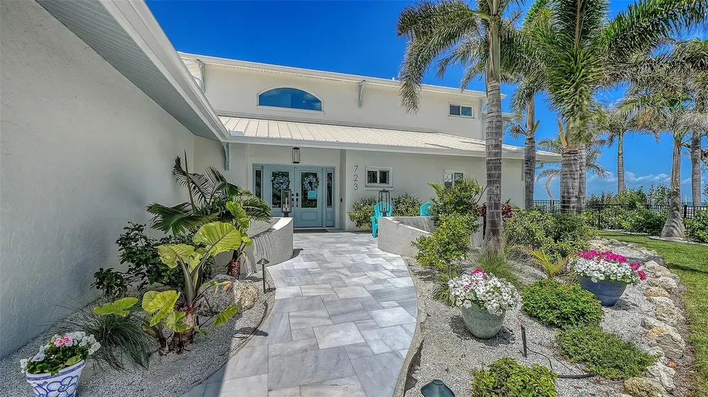 723 Key Royale Drive Holmes Beach FL 34217