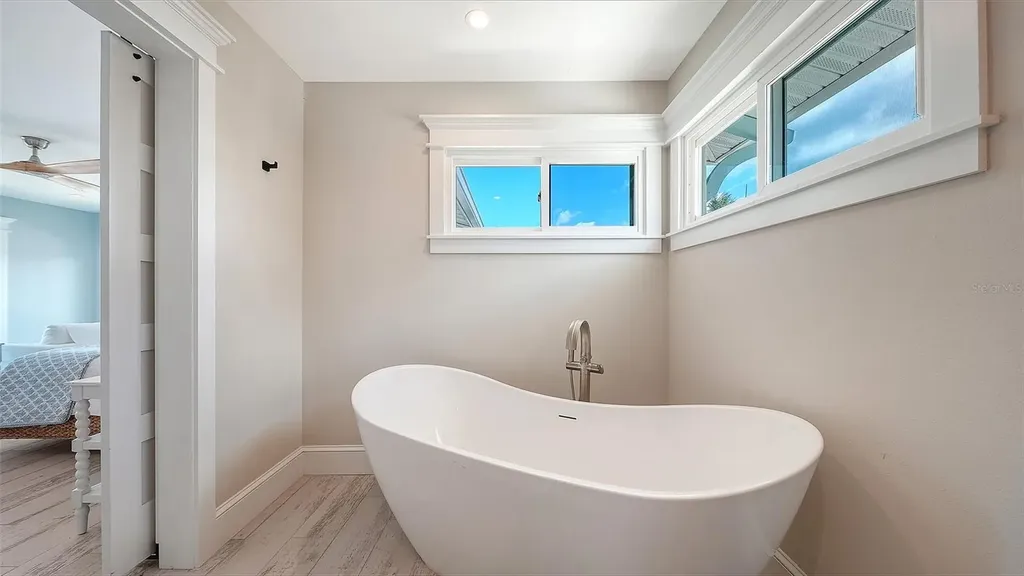 723 Key Royale Drive Holmes Beach FL 34217