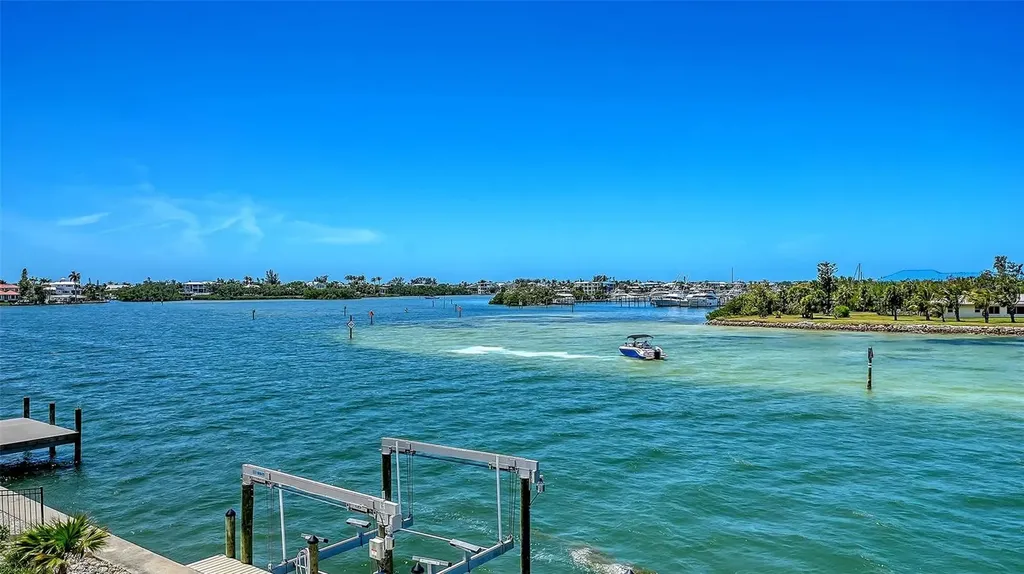 723 Key Royale Drive Holmes Beach FL 34217