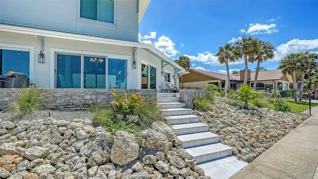 723 Key Royale Drive Holmes Beach FL 34217