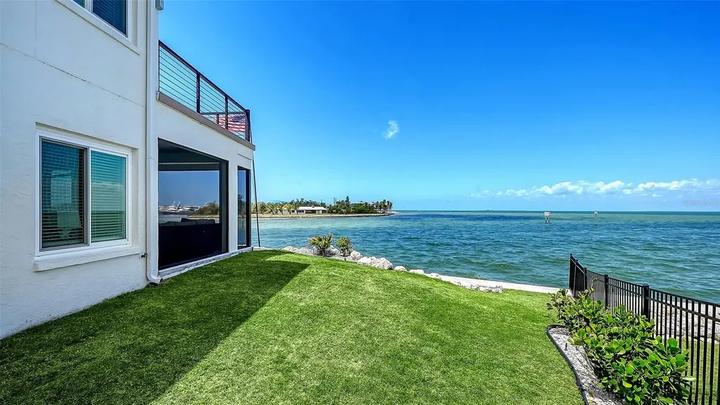 723 Key Royale Drive Holmes Beach FL 34217