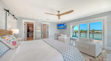 723 Key Royale Drive Holmes Beach FL 34217
