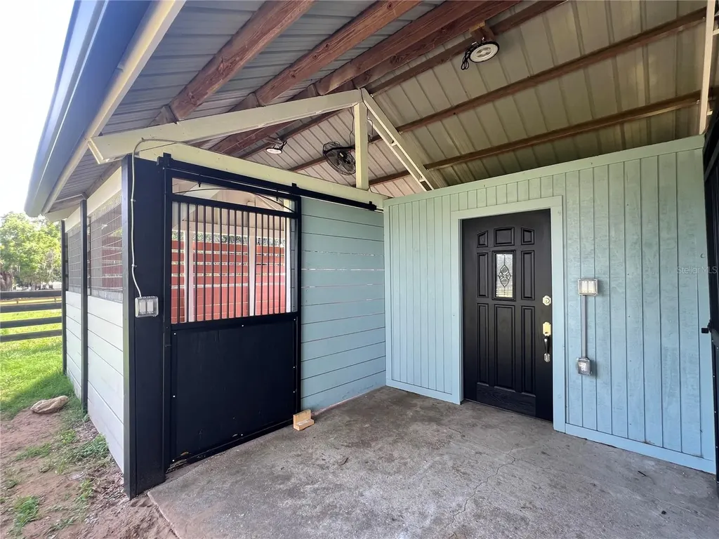 1575 NE 100th Street Anthony FL 32617