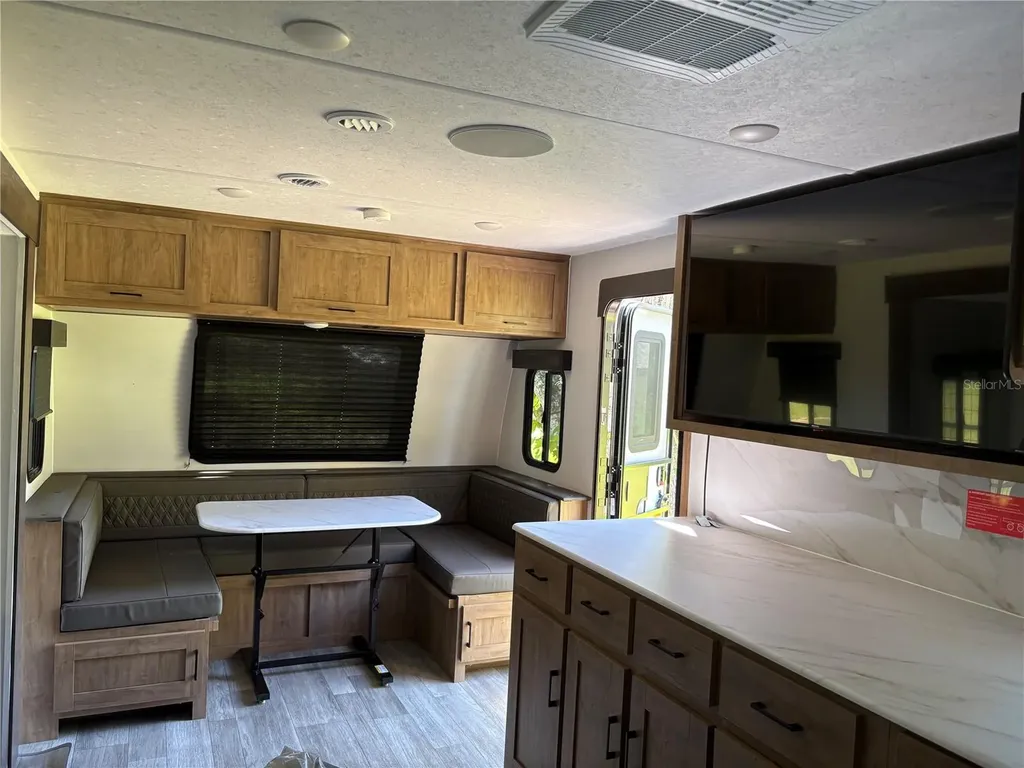 1575 NE 100th Street Anthony FL 32617