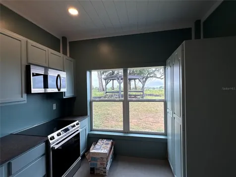 1575 NE 100th Street Anthony FL 32617