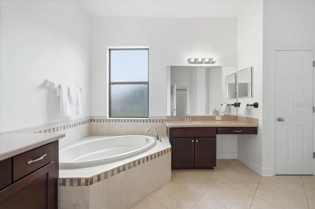 3319 Majestic View Drive Lutz FL 33558