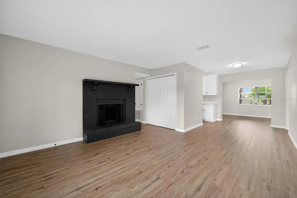 3601 E Esther Street S Orlando FL 32812