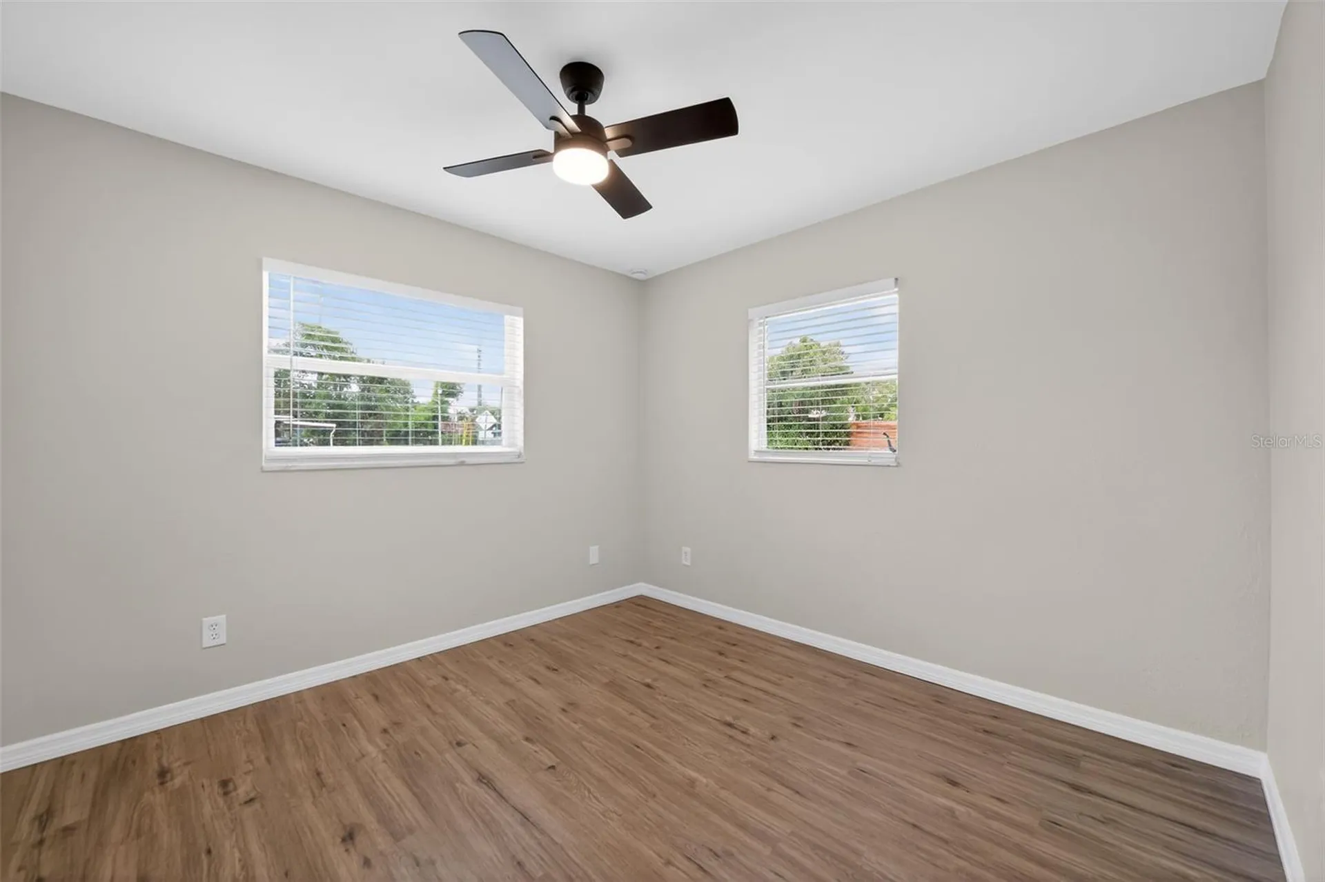 3601 E Esther Street S Orlando FL 32812