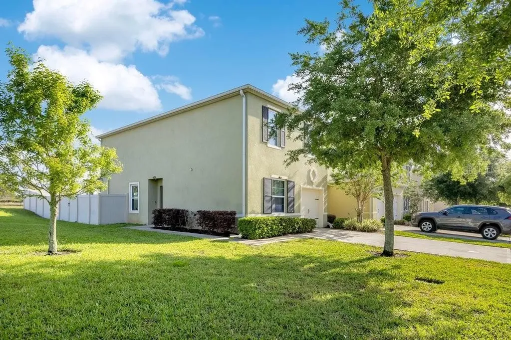 9043 Carlotta Way Kissimmee FL 34747