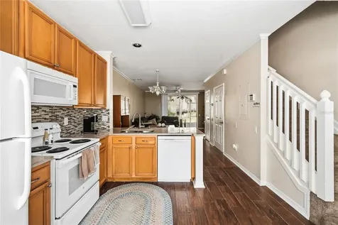 922 Vineland Place Lake Mary FL 32746