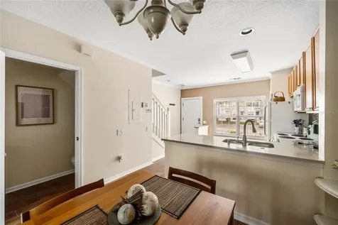 922 Vineland Place Lake Mary FL 32746