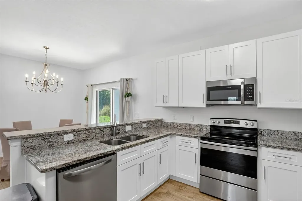 246 Pineview Drive Oviedo FL 32765