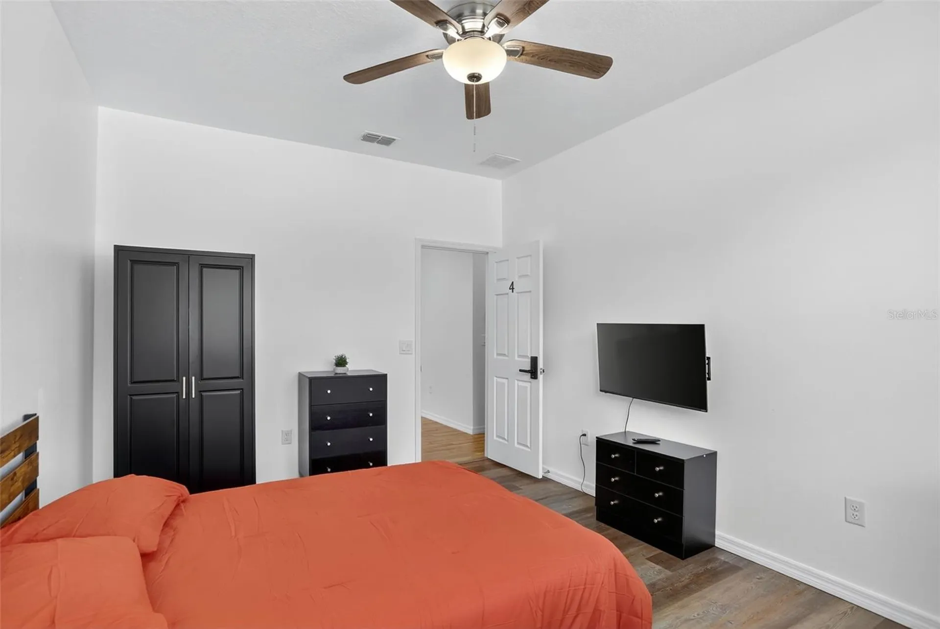246 Pineview Drive Oviedo FL 32765